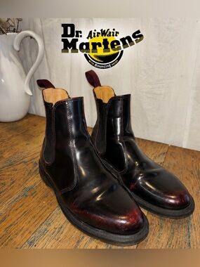 Dr. Martens Flora Chelsea Boots – Burgundy/Black Cherry size 10